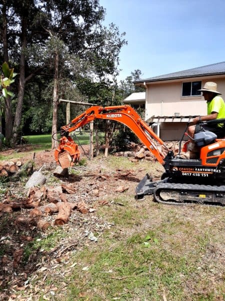Coastal Earthworks Grappling Claw For Hire 2